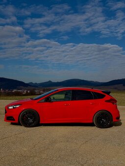 Ford Focus ST 2.0 184kW (250PS) - 3