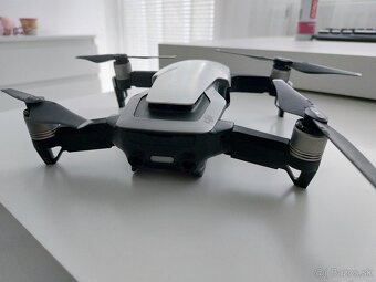 DJI Mavic air - 3