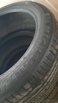 Predám pneu MICHELIN 235/45 R20 100V. - 3