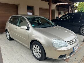 Volkswagen Golf 1.6 Comfortline A/T - 3