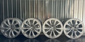 #40 Elektróny originál Škoda 5x112 r17 - 3