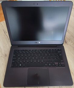 Asus Zenbook UX305L - 3