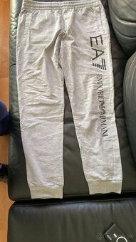 Armani Prechodna bunda + Armani XL teplaky ani raz nepouzite - 3