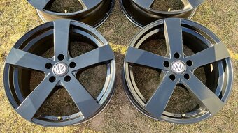 ☑️Disky 5x112 r18 black - 3