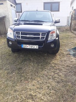 ISUZU D-MAX 2,5 - 3