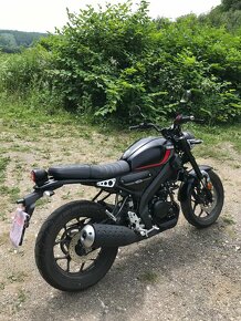 Yamaha xsr 125 - 3