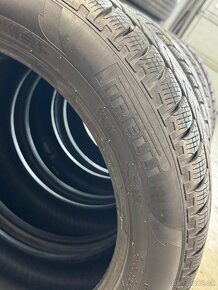 235/50R18 - 3