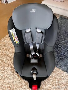 Autosedačka BRITAX RÖMER Dualfix M i-Size - Premium line - 3