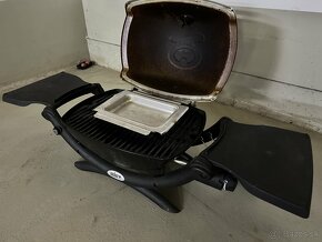 Weber Q 1200 grill with Stand - 3