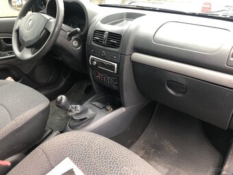 Renault clio 1 majitel - 3