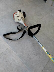 Stihl FS 38 benzínový vyžínač - 3