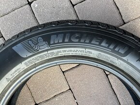 ZIMNÍ PNEU MICHELIN 235/55R17 103V – VW T5 T6 - 3