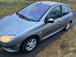 Peugeot 206 1,6 80kw , automat - 3