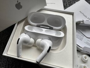 Apple AirPods Pro 2 - 3