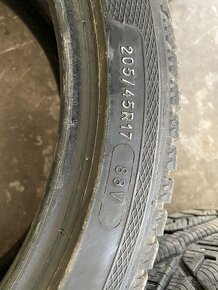 Predám zimné pneumatiky Kleber Krisalp HP2 205/45R17 88V - 3