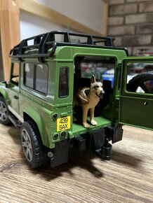 Land Rover Defender Bruder 02587 - 3