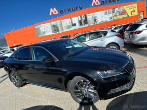 ŠKODA SUPERB 4x4 , L&k , TOP STAV - 3