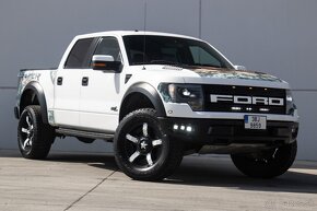 Ford F-150 6.2L SVT Raptor - 3