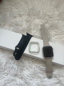 Apple Watch 8 45 silver v Super stave - 3