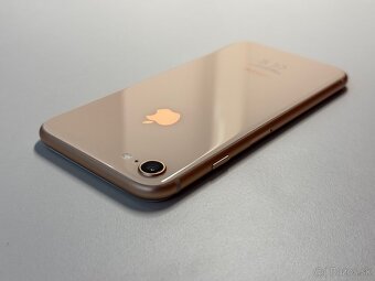 iPhone 8 Rose Gold - 3