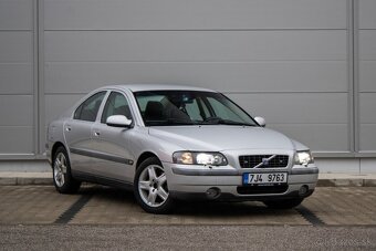 Volvo S60 D5 A/T - 3