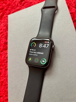 Apple Watch 5 44mm - 3