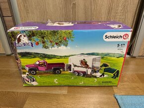 Schleich auto Pickup s privesom - 3