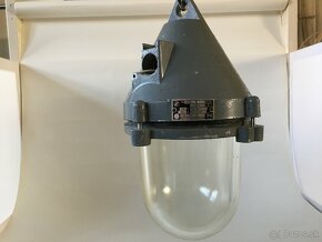 Predám priemyselnú lampu do výbušného prostredia IP64 - 3