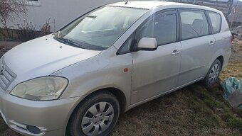 Avensis Verso 2.0diesel 85kw 2003 - 3