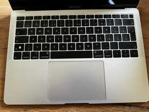 Apple MacBook Air 13 2019 8GB 128GB SSD Skvelý stav - 3