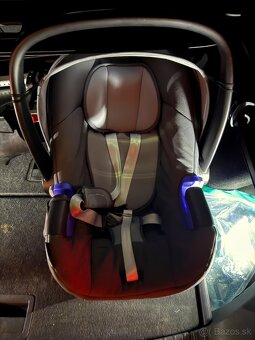 Predám Britax romer baby safe i-size s isofix - 3