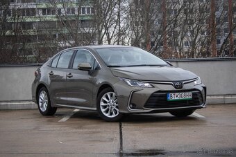 Toyota Corolla sedan 1.5 Dynamic Force Comfort - 3