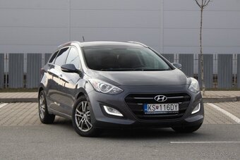 Hyundai i30 CW 1.6i CRDi VGT HP Style - 3