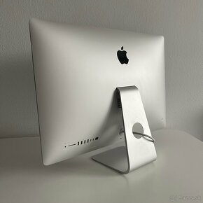 Apple iMac 27' Retina 5K 2017, 2TB, 48 GB RAM, 4,2 GHz - 3