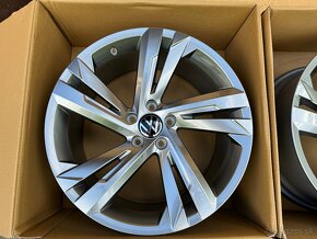 ✔️19”Tiguan R-line, Allspace - NOVÉ - VALENCIA 19 - 3