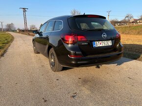 Opel Astra J 1.7 CDTI - 3