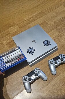 PS 4 Slim 500GB Silver Edition + hry - 3