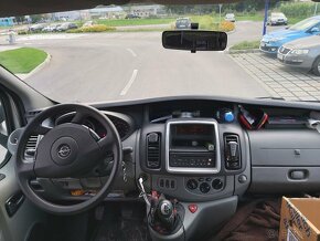 Opel Vivaro 2.0 CDTI 84kw  9 miestne 2011 - 3