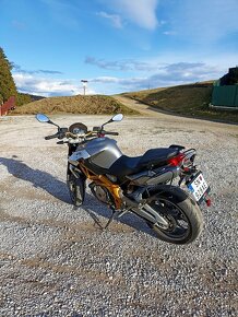 Aprilia Shiver SL 750 - 3