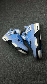 Nike Air Jordan 4 Retro "University Blue" - 3