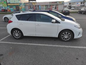 Toyota Auris 1.6 benzín - 3