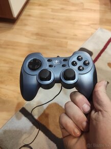 Gamepad logitech - 3