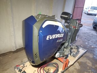 Predam lodny zavesny motor Evinrude C150FXHAA - 3