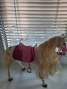 Bábika Barbie s tancujúcim koňom - 3