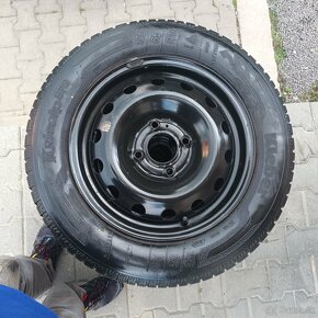 Predám zimné pneumatiky 175/65 R 14 na DISKOCH - 3