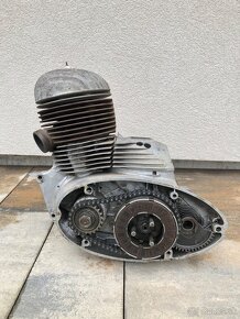 Motor Jawa 250/353 kyvačka - 3