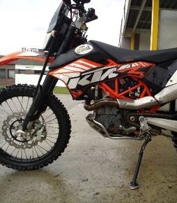 KTM 690 enduro R - 3