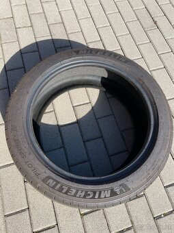 Michelin PILOT SPORT 4, 235/45 ZR 18  98Y - 3