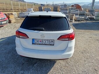 Astra Tourer - 3