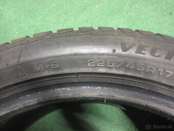 Celoročné pneumatiky 225/45R17 GOODYEAR dezén 8mm - 3